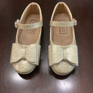 Pipperdoodles bow shoes size 30